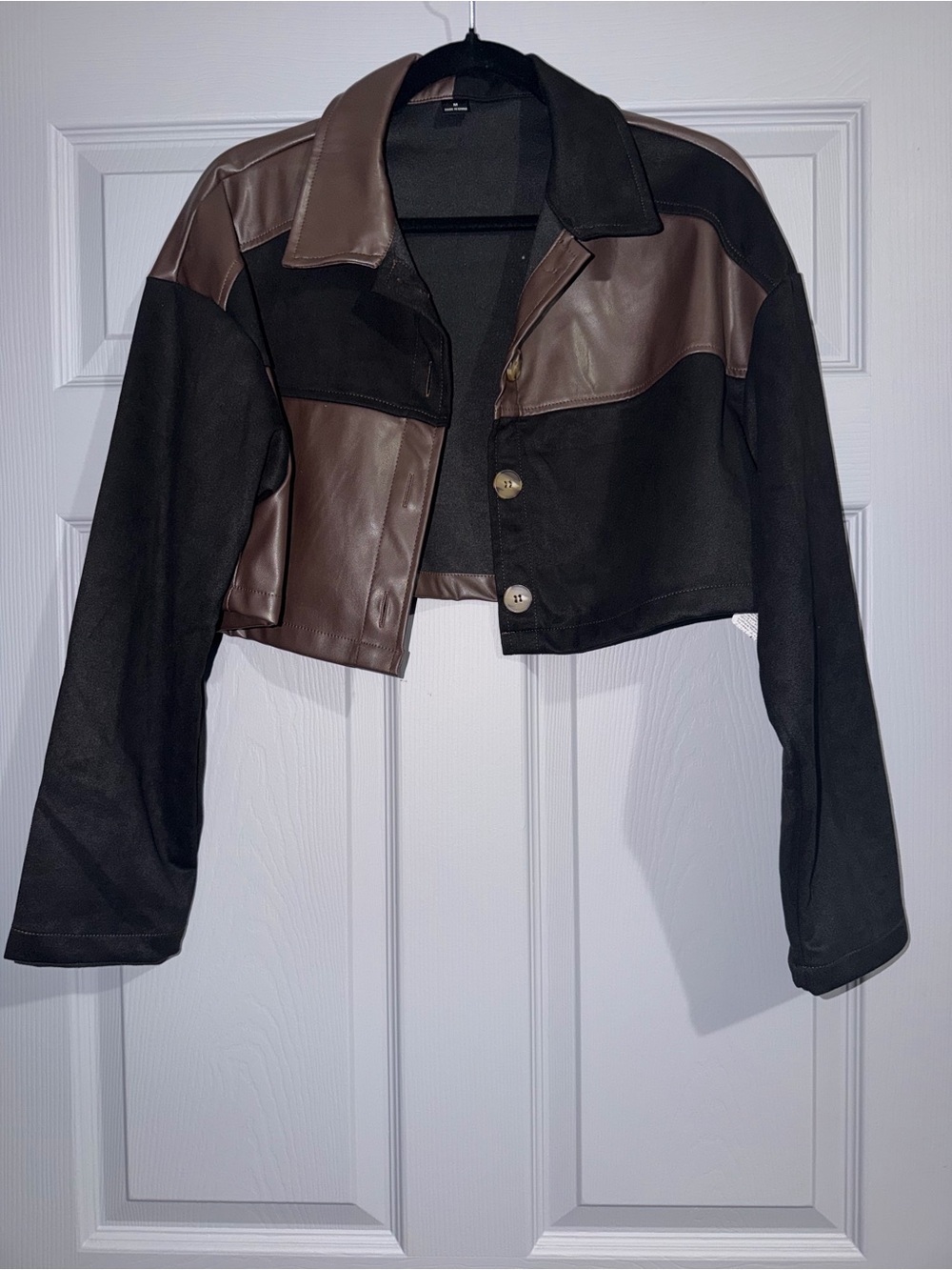 Cropped Two-Tone Leather Jacket - Black & Brown